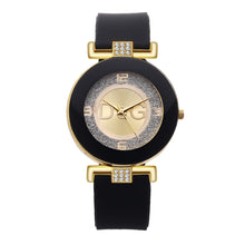 Load image into Gallery viewer, Simple Black White Quartz Watches Women Minimalist Design Silicone